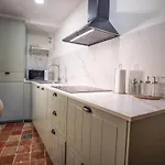 La Casa Amarilla Bronchales 度假居