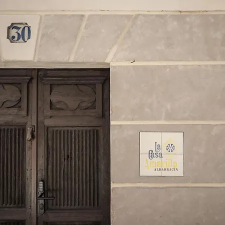La Casa Amarilla Bronchales Albarracin