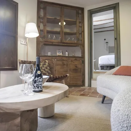 La Casa Amarilla Bronchales Ferienhaus *