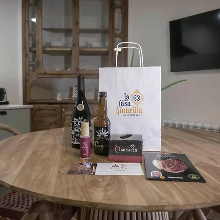 La Casa Amarilla Bronchales
